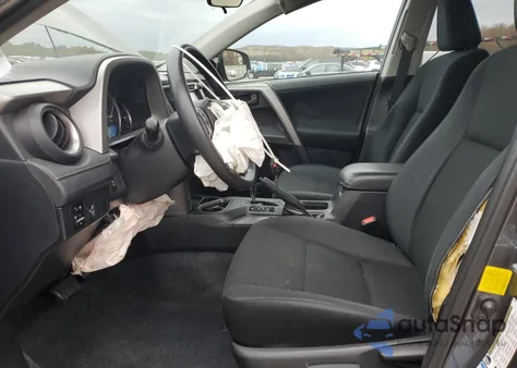 2016 Toyota Rav4 Le z USA, uszkodzony, nr VIN 2T3BFREVXGW526853